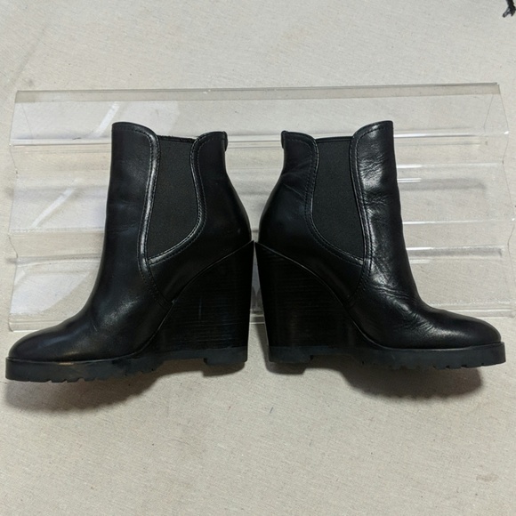 Michael Kors Thea Wedge Booties Size 5.5 - Picture 3 of 8
